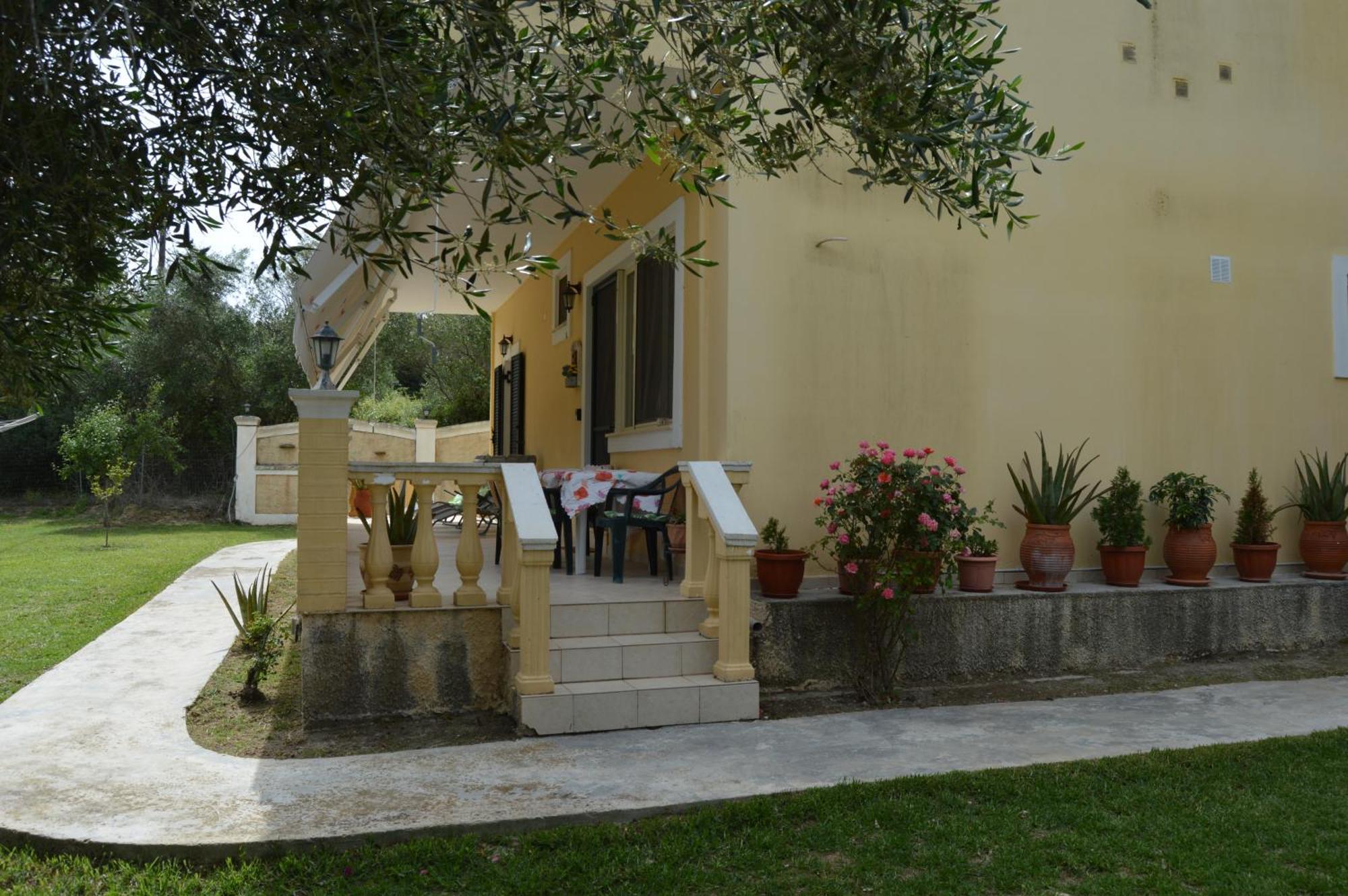 Villa Elena Маратиас Экстерьер фото